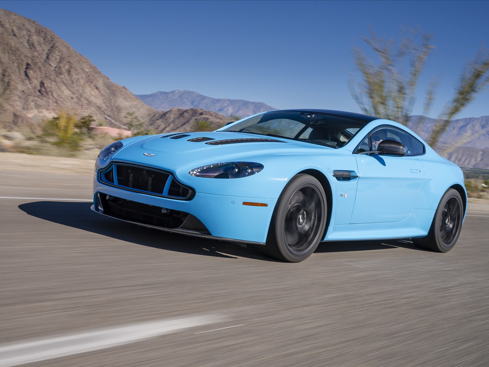 Aston Martin V12 Vantage S 2014